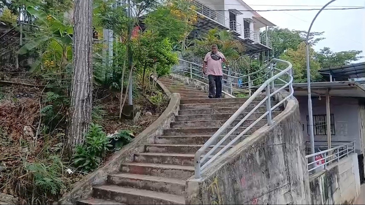 Tarapoto: Vecinos de Jr. Rioja exigen seguridad ante constantes asaltos en escalinatas - Televisión Tarapoto