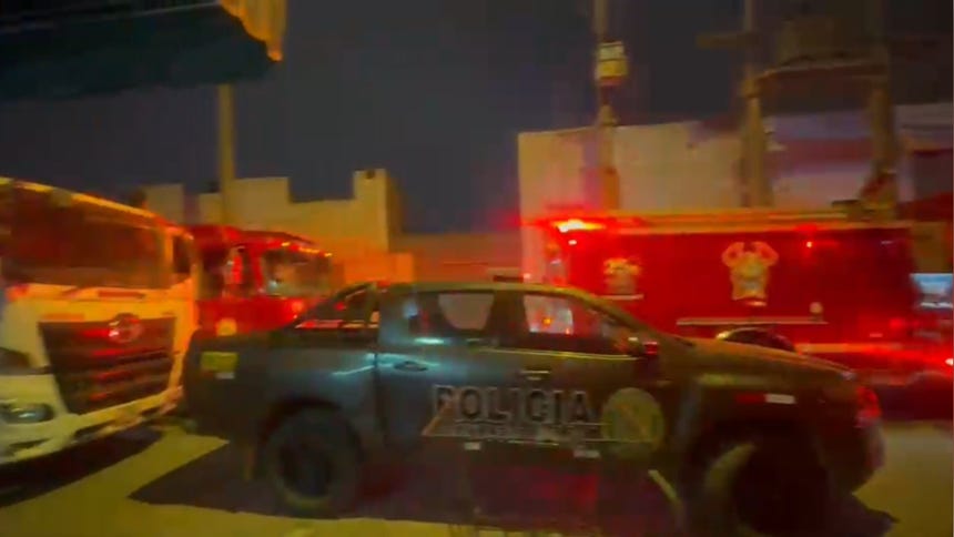 Alarma en Puente Piedra: volvió a incendiarse fábrica de plásticos que había sido clausurada en Zapallal